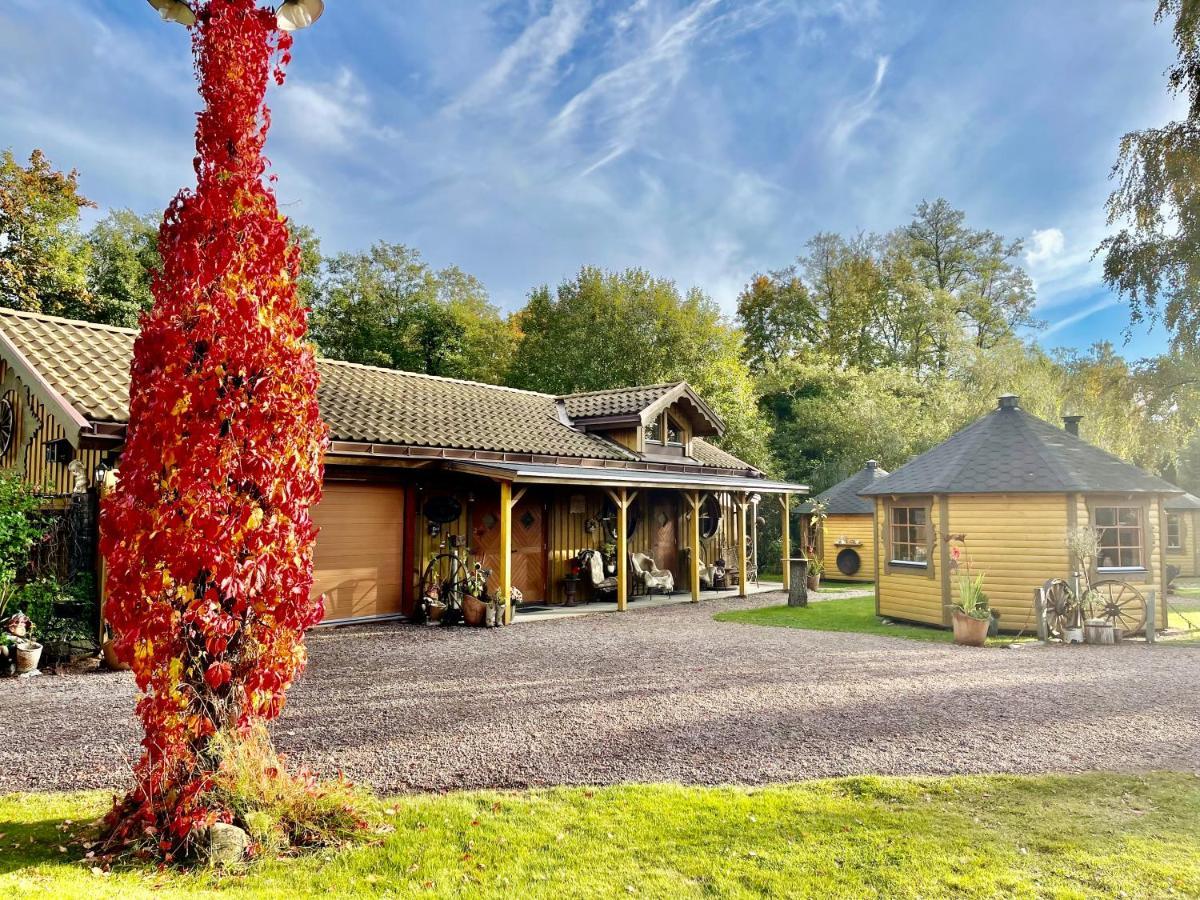 Baeverli Hills Lidkoping Bagian luar foto
