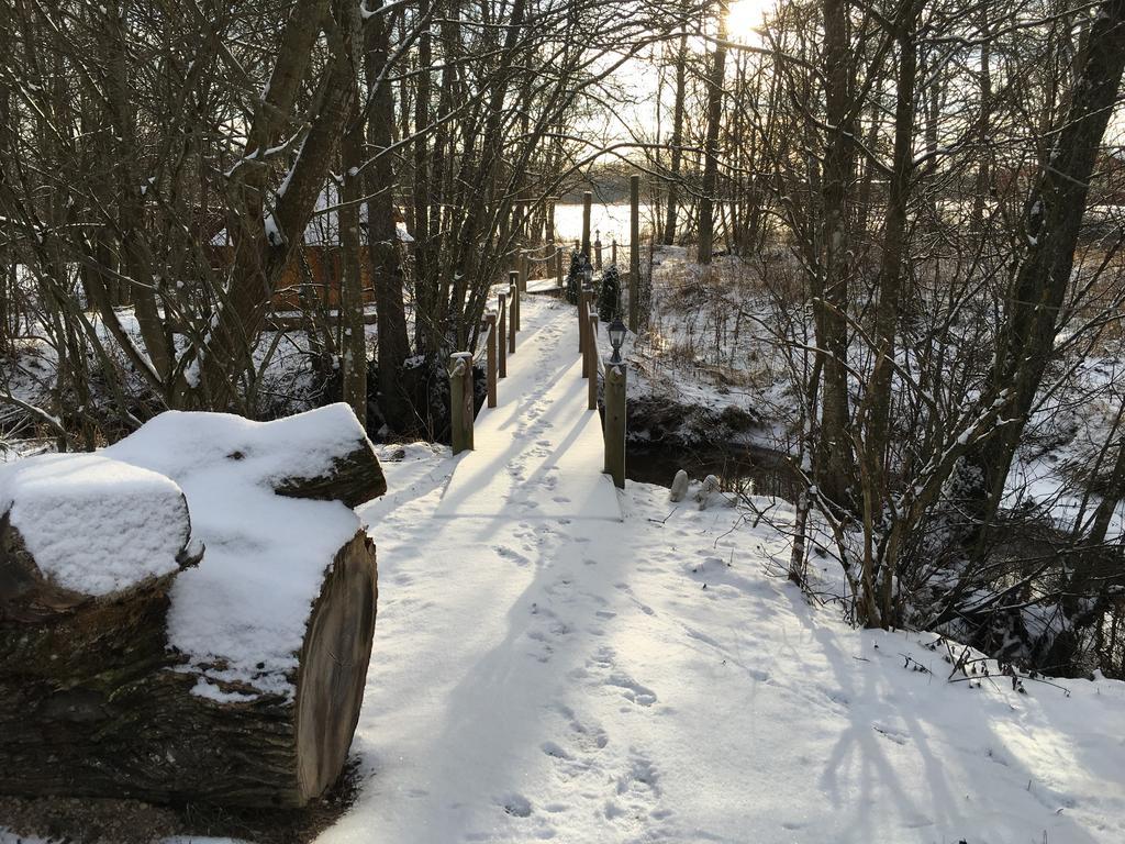 Baeverli Hills Lidkoping Bagian luar foto